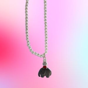 Miffy / Nijntje pearl necklace with vintage charm - elephant
