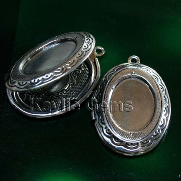 Oval Lockets Hand Touched Antique Silver Cameo Cabochon Frame Setting Victorian Style   -  LKOS-95AS