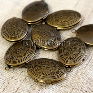 Antique Brass Locket Oval Victorian Style -LKOS-93AB -4pcs
