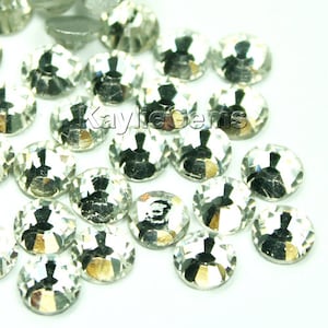 Kryształki z płaskim spodem, nie wymagające klejenia na gorąco, SS6/2 mm, SS8/2,4 mm, SS10/2,8 mm, SS12/3 mm, SS16/4 mm - 72 szt. - Przezroczysty kryształ - Wybierz swój rozmiar