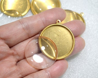 Brass Cameo Cab Frame Setting Pendants With Matching Clear Glass Cabochon Round 30mm