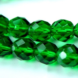 Preciosa Czech 1 volle streng glaskralen vuurgepolijst 8 mm facetgeslepen ronden - Smaragdgroen
