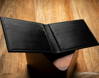 Handgemaakte zwarte leren portemonnee: plantaardig gelooid volnerf