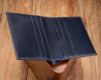 Tulparcraft Navy Vertical Bifold – Handgemaakte leren portemonnee