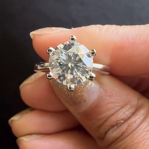3.5 CT Round Lab Grown Diamond Solitaire Engagement Ring: IGI Certified Platinum or Gold