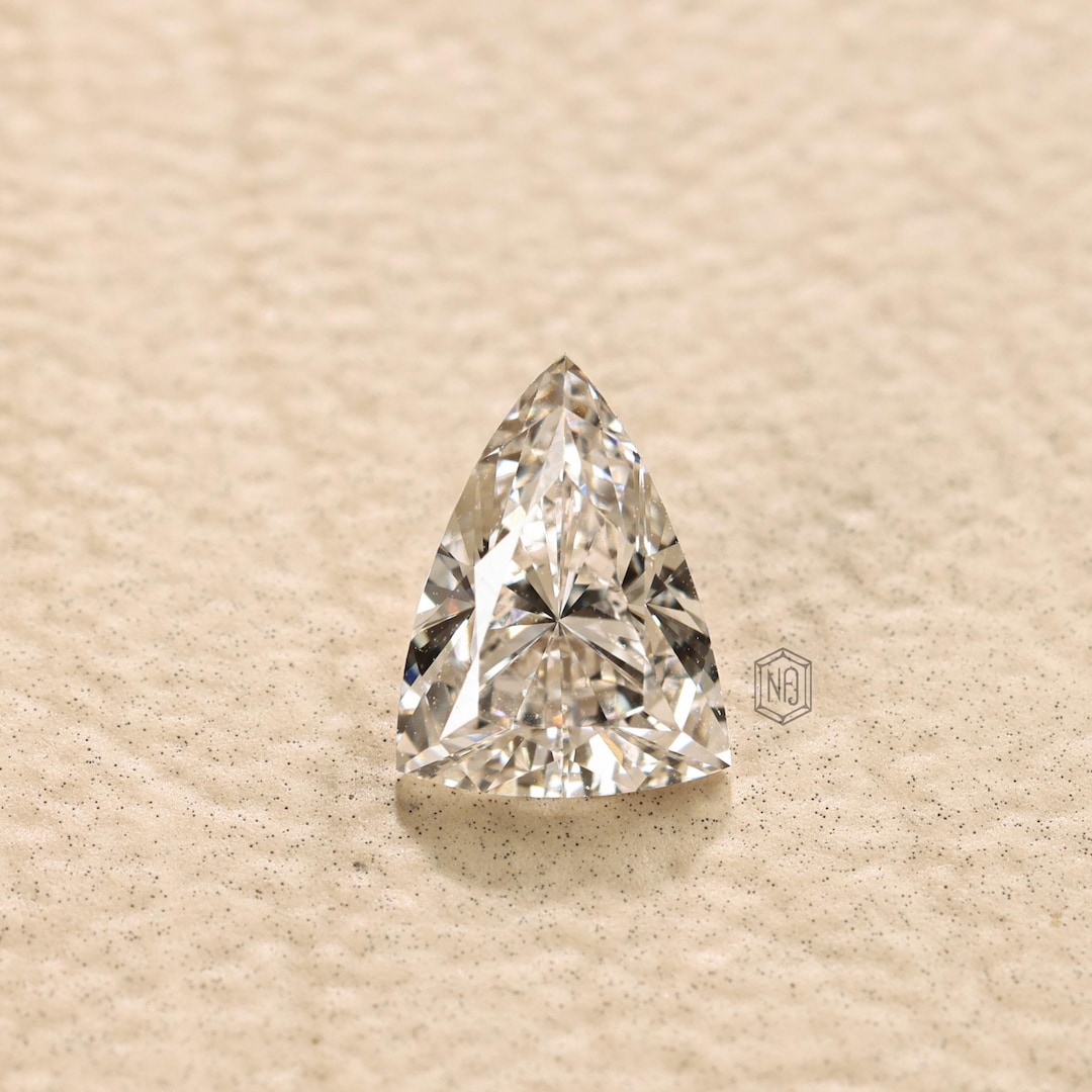 Triangle Lab Diamond 1CT Trillion Cut Lab Grown Diamond IGI Certified D VS1 Triangle Loose ...