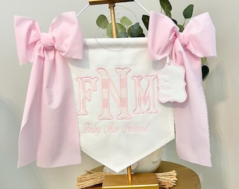 Custom Embroidered Girl Applique Baby Banner, Birth Announcement, Hospital Door Sign with bows, Baby Gift, Bassinet banner with crest