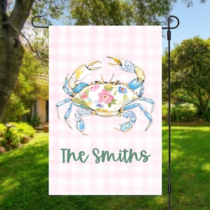 Personalized Crab Garden Flag, Coastal Garden Flag, Preppy Beach House Decor, Custom Family Name Flag, Summer Porch Decor, Pink Gingham Flag