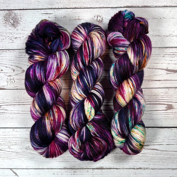 Redwood Witch/Dyed to order/Hand dyed yarn