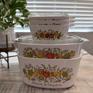 Set of Spice of Life Vintage Corningware casserole dishes