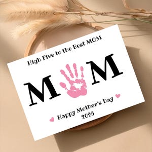 Regalo personalizado de recuerdo con huella de mano para el Día de la Madre para mamás primerizas, actividad de manualidades con huella de mano para niños en el Día de la Madre, regalo para mamá, imprimible para la mejor mamá