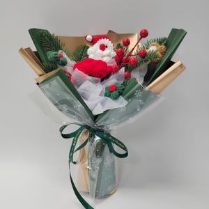 Crochet flowers bouquet handmade, Christmas bouquet,Santa bouquet,Red and Green Bouquet Anniversary,Birthday,Girlfriend gift