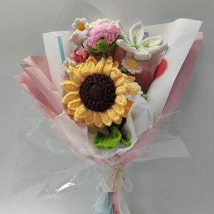 Crochet flowers bouquet handmade, Sunflower bouquet, Rose bouquet, Daisy,2025 Gift for Graduates/Birthday/Anniversary