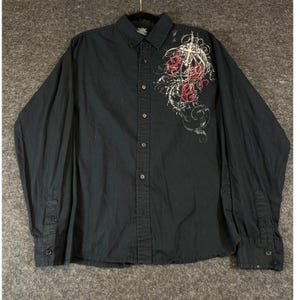 MMA Elite Button-Up-Hemd, Herren, Größe L, Schwarz, Langarm, Kreuzflügel-Grafik, Y2K