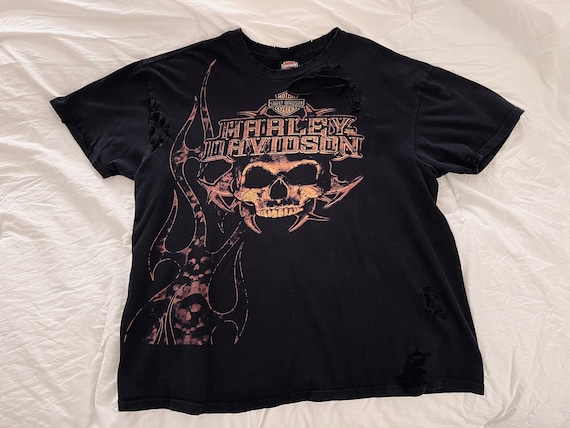 Vintage Harley-Davidson Web Skull Tシャツ Harley-Davidson® Men's Distressed Shady Skull Short Sleeve T-Shirt