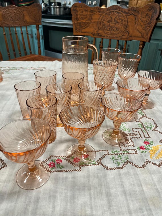 Depression Glass Pitcher (TRE) Depression Glass Pitcher (TRE)