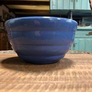 Vintage Pottery Ring ware Stone Bowl. 6.5 &quot; W.