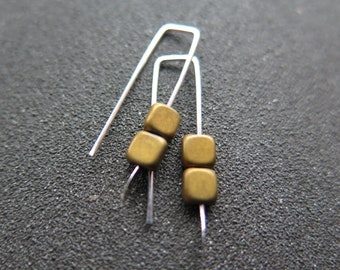 small matte gold earrings. square hematite jewelry. geometric jewellery. 1 inch earrings.