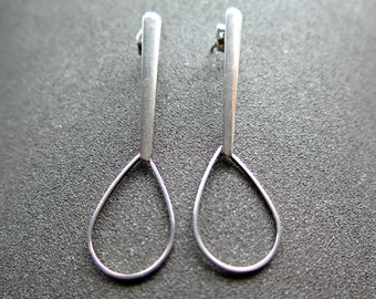modern stainless steel earrings. contemporary hypoallergenic jewelry. silver teardrop earrings. made in Canada
