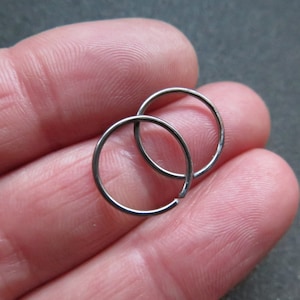 mens hoop earrings. dark silver niobium. hypoallergenic hoops. image 2