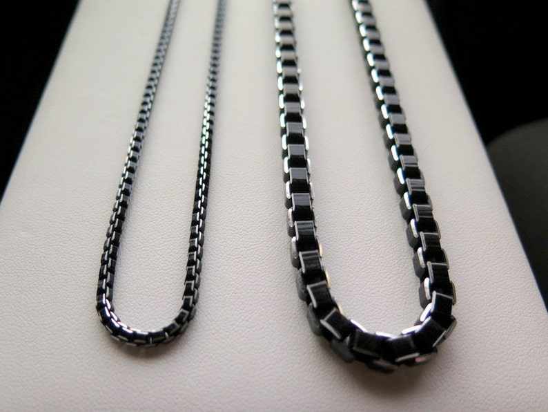 mens box chain necklace. anodized aluminum jewelry. black necklace with silver edge. made in Canada. image 7