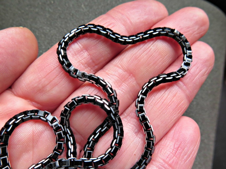 mens box chain necklace. anodized aluminum jewelry. black necklace with silver edge. made in Canada. image 2