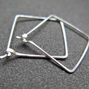 square sterling silver hoops. 1 inch square earrings. geometric jewelry. splurge. available in niobium wire