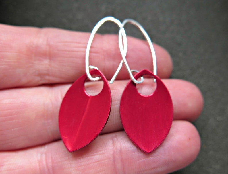 crimson red earrings in sterling silver. red jewellery. sterling silver dangle earings. image 2