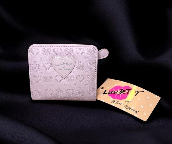 Betsey Johnson 財布 カードケース ピンク Betsey Johnson Pink Wallet/card Case With Heart and Bow Pattern