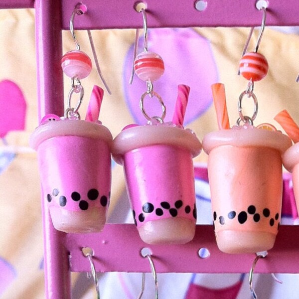 Boucles d’oreilles Pink Strawberry Milk Bubble Boba Tea