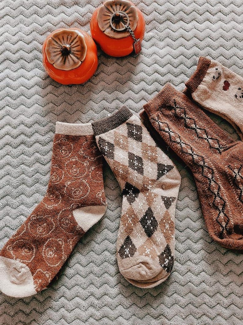 Wool Knitted Cozy Mid-Calf Socks, Warm and Soft Knit Socks for Spring, Cute Retro Bear Socks, Wool Comfort Fit, Men Women Spring Socks Gift image 6