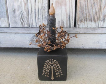 Primitive Willow Tree Wooden Block Timer Light with Tea Stained Berry Pip Wreath GCC8304