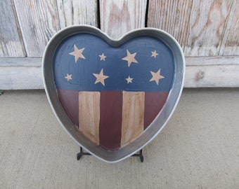 Primitive Vintage Hand Painted American Flag Heart Shaped Cake Pan GCC8284