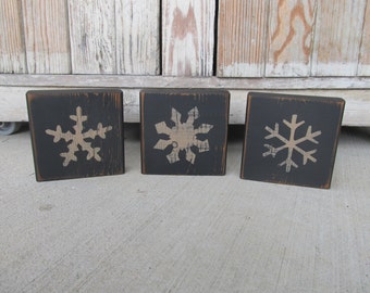 Primitive Country Set of 3 Snowflake Wooden Blocks with Color Choices GCC6350
