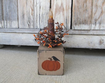 Primitive Pumpkin and Crow Wooden Block Timer Light with Harvest Mix Berry Pip Wreath GCC8477