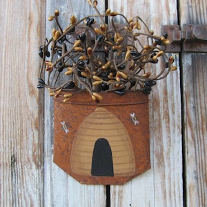 Primitive Bee Skep Hive with Bees Hand Painted Rusty Pocket with Berries GCC8474