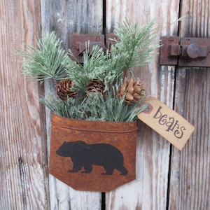 Primitive Northwoods Cabin Lodge Black Bear Hand Painted Rusty Pocket with Pine and Tag GCC9016