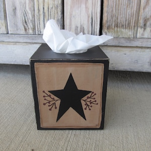 Primitive Star and Berry Hand Painted Tissue Box Cover GCC7167