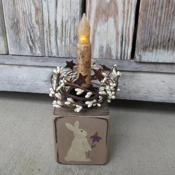 Primitive Spring Easter Bunny with Flower Wooden Block Timer Light with Cream Pip Berry Wreath GCC8751