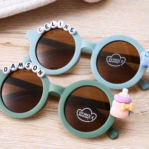 Name Sunglasses for Toddlers,Custom Personalized Daisy Flower Design, Retro Baby Shades UV400 Protection Cute Kids Gift 1-8 Years