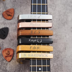 Custom Guitar Capo & Pick Set, Engraved Wood Grain Metal Capo for Acoustic Guitar, Unique Gift for Guitarists, Perfect Gift for Father&#39;s Day