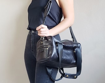 Leather Bag, Black Leather Weekender, Overnight Bag, Crossbody Bag, Shoulder Bags, Hand Stitched Bag, Unisex Leather bag - A40