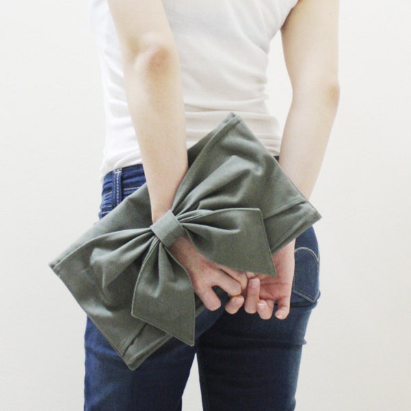 Army Green Fold Over Clutch, Personalized Gift, Bow Clutches, Evening Bags, Dinner Bag, Wristlet, Wedding, gift, Bridesmaids