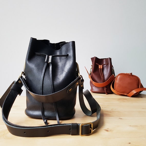 VALENTINA Made in ITALY 100% Pebbled Leather Shoulder Bucket Sling Bag  Black Tan | eBay