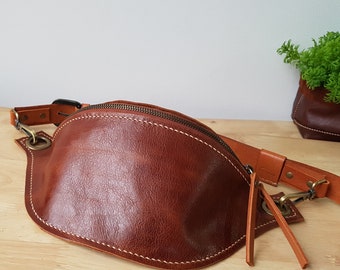 Christmas Gift Dark Brown Leather Bum Bag, Fanny Pack, Zipper Pouch, Hip Bag, Crossbody, Belt Bag, Festival Bag, traveler Bag, Vintage Bag