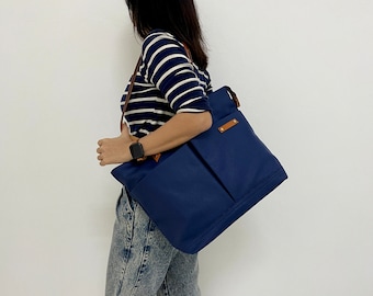 Personalized Waxed Canvas Zipper Large Tote Bag with Leather Strap, Crossbody Bag, Shoulder Bag, Working Bag, Unisex Bag, Document Bag