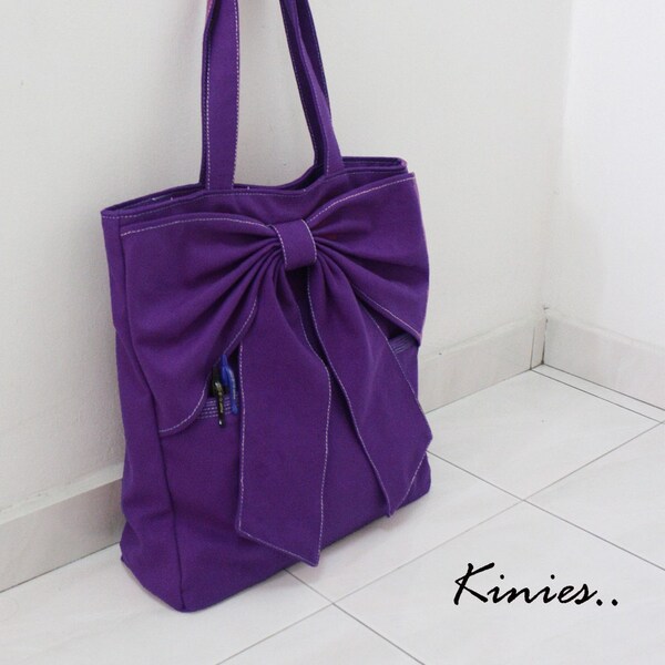 QT Canvas Tote in PURPLE