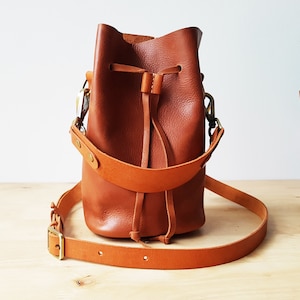 Copper Genuine Leather Drawstring Mini Barrel Bag, Valentine gift, Bucket Sling Bag, Shoulder Bags, Handle Bag, Hand Stitched Bag, Kinies