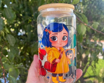 Botón de chica de vidrio transparente