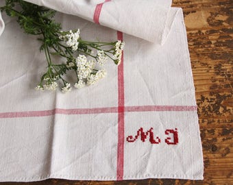 D 229 :  handloomed linen antique charming TOWEL napkin LAUNDERED EASTER Spring decoration 리넨